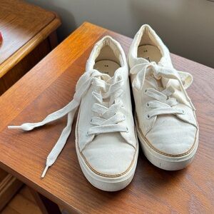 TOMS Women’s 9 Alex Casual White Canvas Sneakers